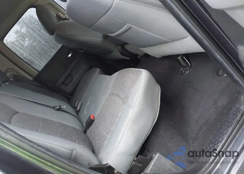 2016 Ram 1500 Big Horn z USA, uszkodzony, nr VIN 1C6RR7GT0GS279851